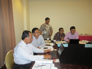 02-peserta sedang berlatih